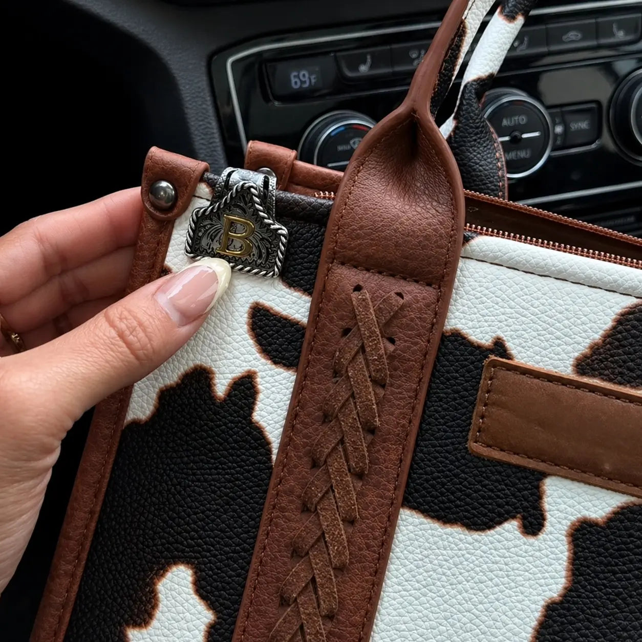 Personalized Cow Tag Keychain – Western Belt & Key Holder with Initial